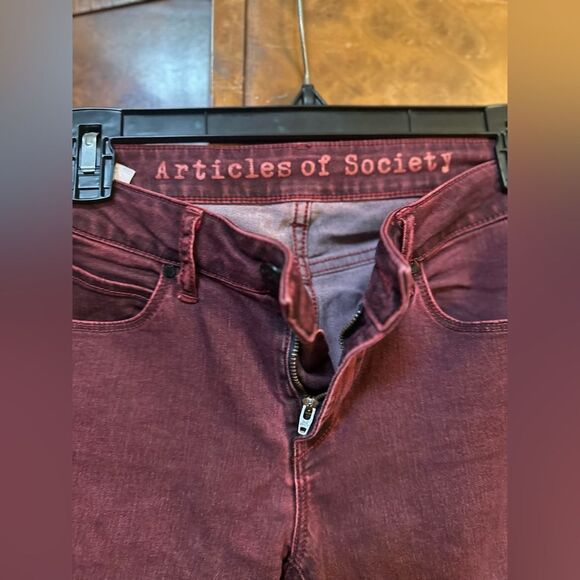 Articles Of Society Women's red rock and roll Jeans - Picture 7 of 8